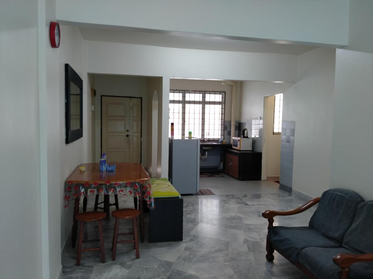 Family Beach Condo Pd At Cocobay Resort Condominium Port Dickson Esterno foto