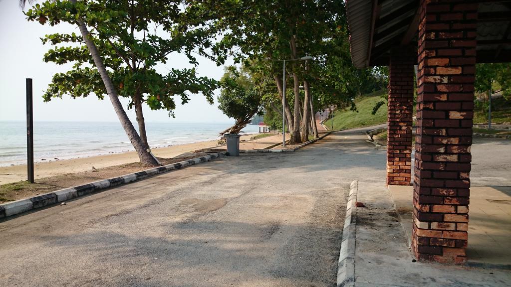 Family Beach Condo Pd At Cocobay Resort Condominium Port Dickson Esterno foto